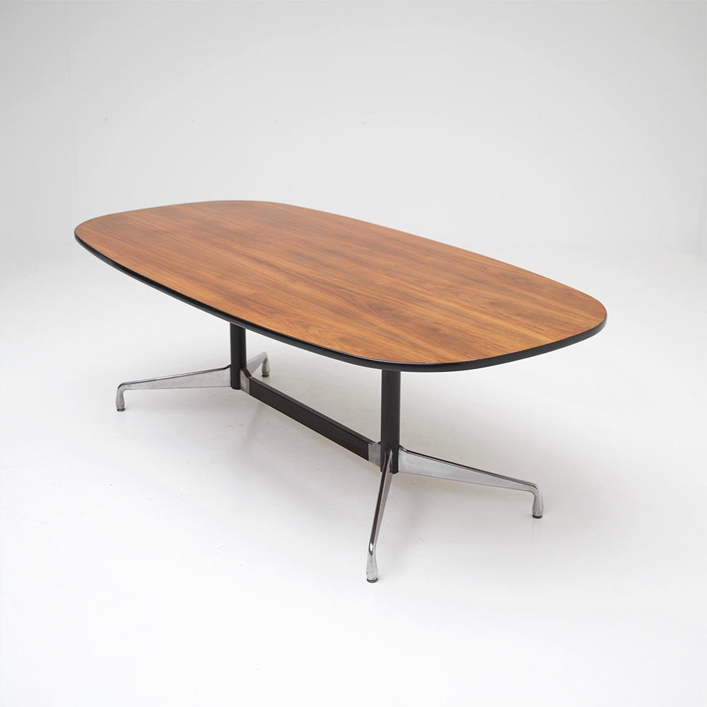 Eames Segmented Table Herman Miller