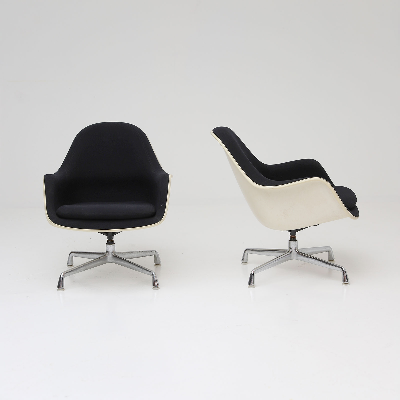 Two Eames Side Chairs Model EC175-8