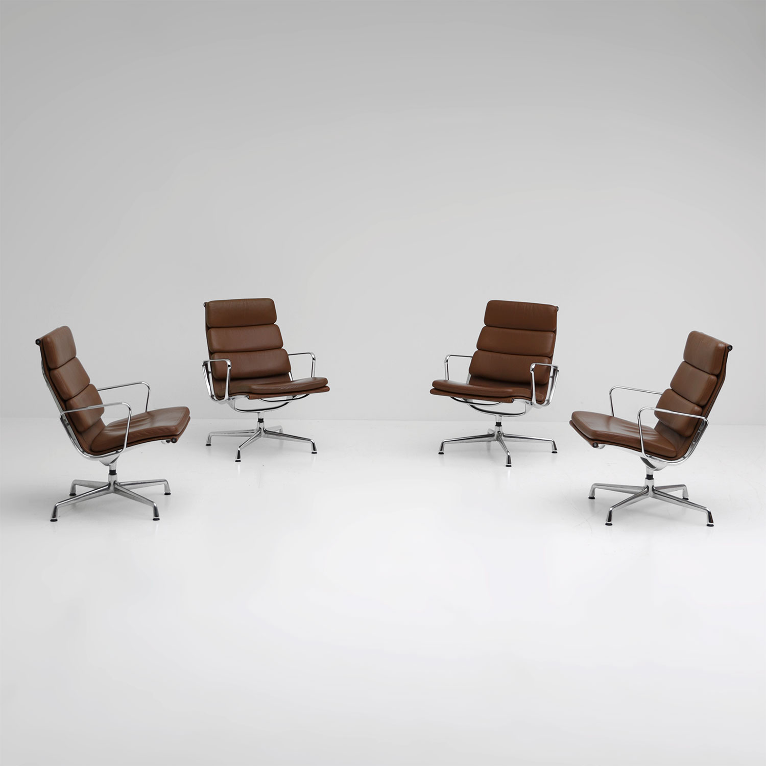 Eames chairs EA216 Vitra Edition 