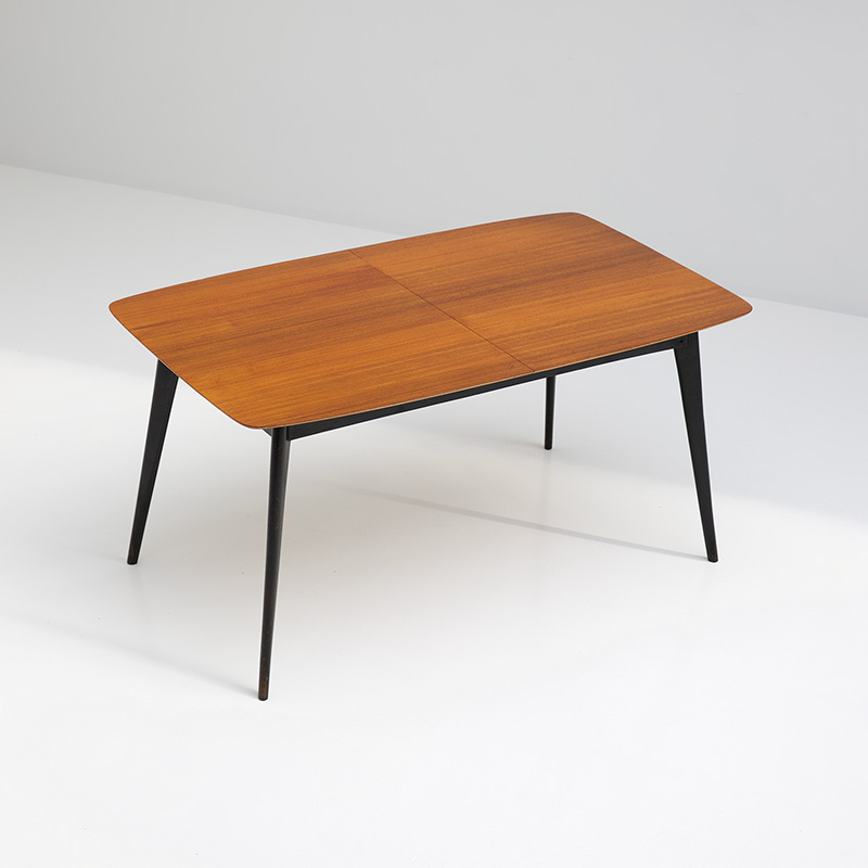 Alfred Hendrickx extendable dining table