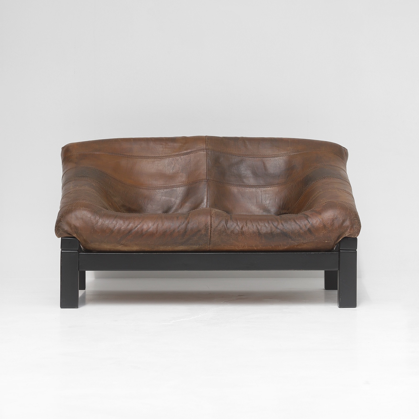 Decorative 2 seat leather Sofa