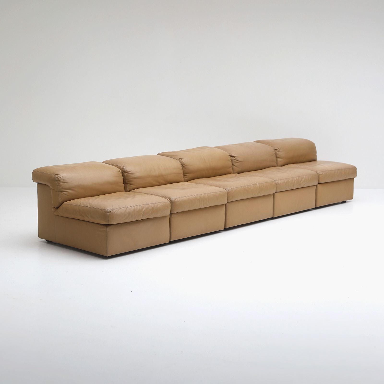 Durlet Sectional Sofa Model part