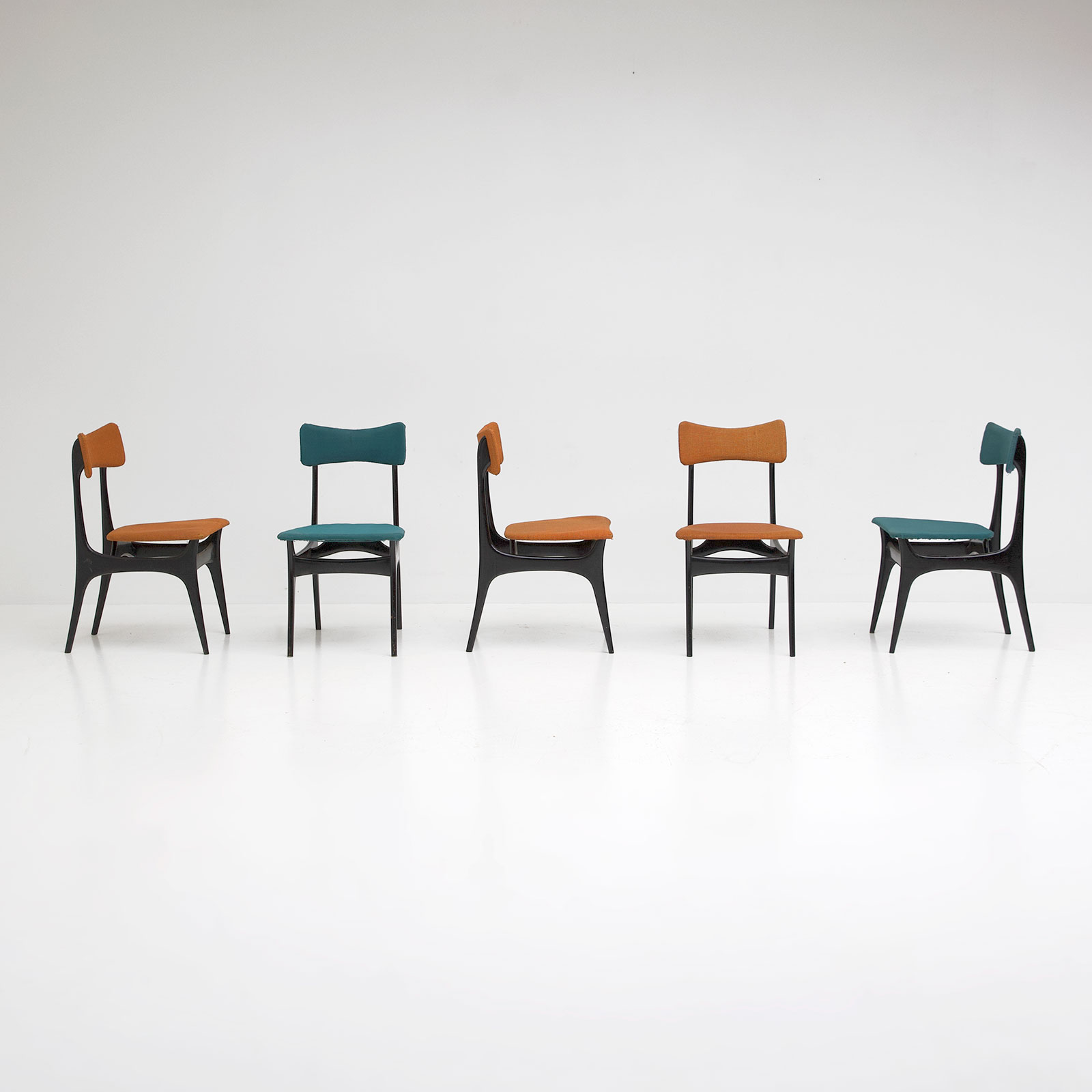 Set of  five Alfred Hendrickx S3 dining chairs 