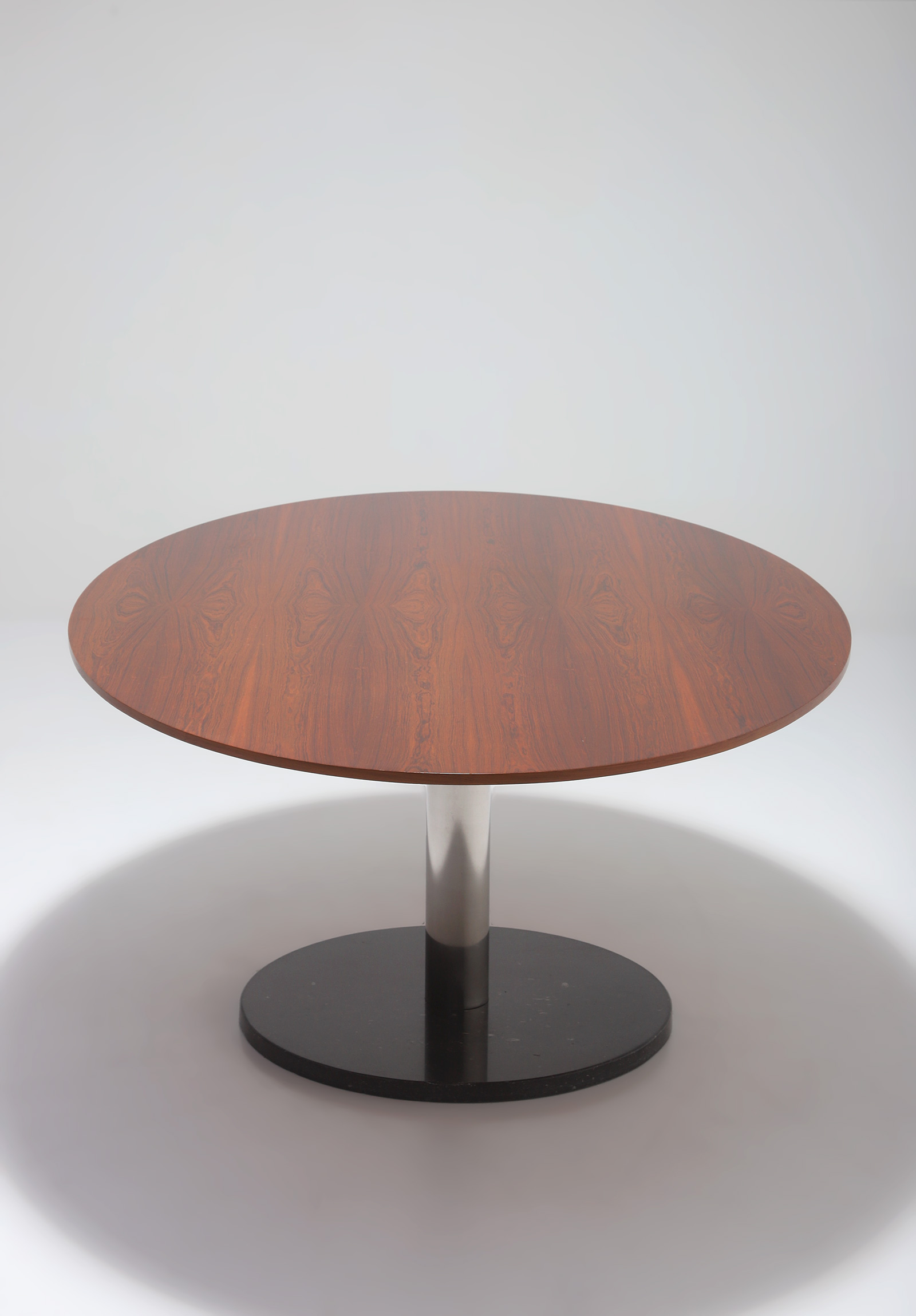 Alfred Hendrickx Oval Dining Tableimage 5