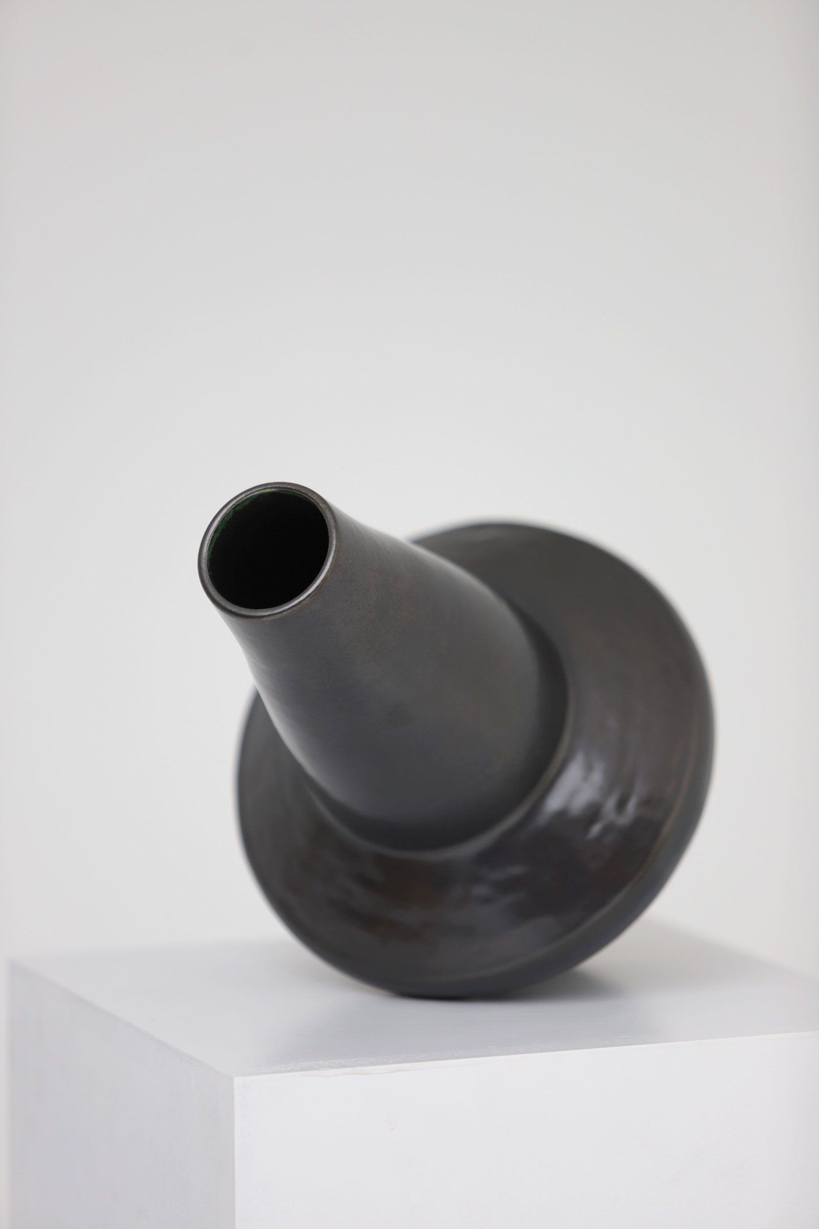 Black Ceramic Vase 1960simage 2