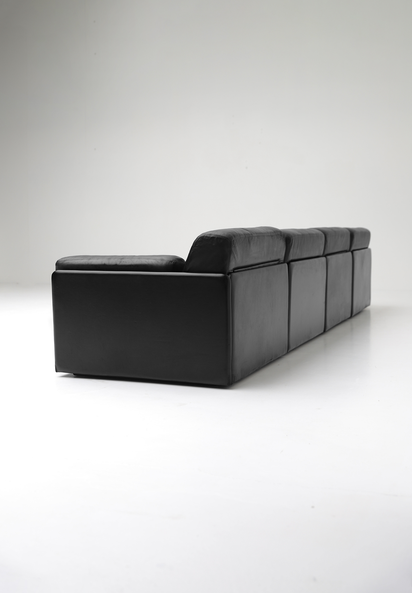 De Sede DS 76 Black Leather Sofa image 4