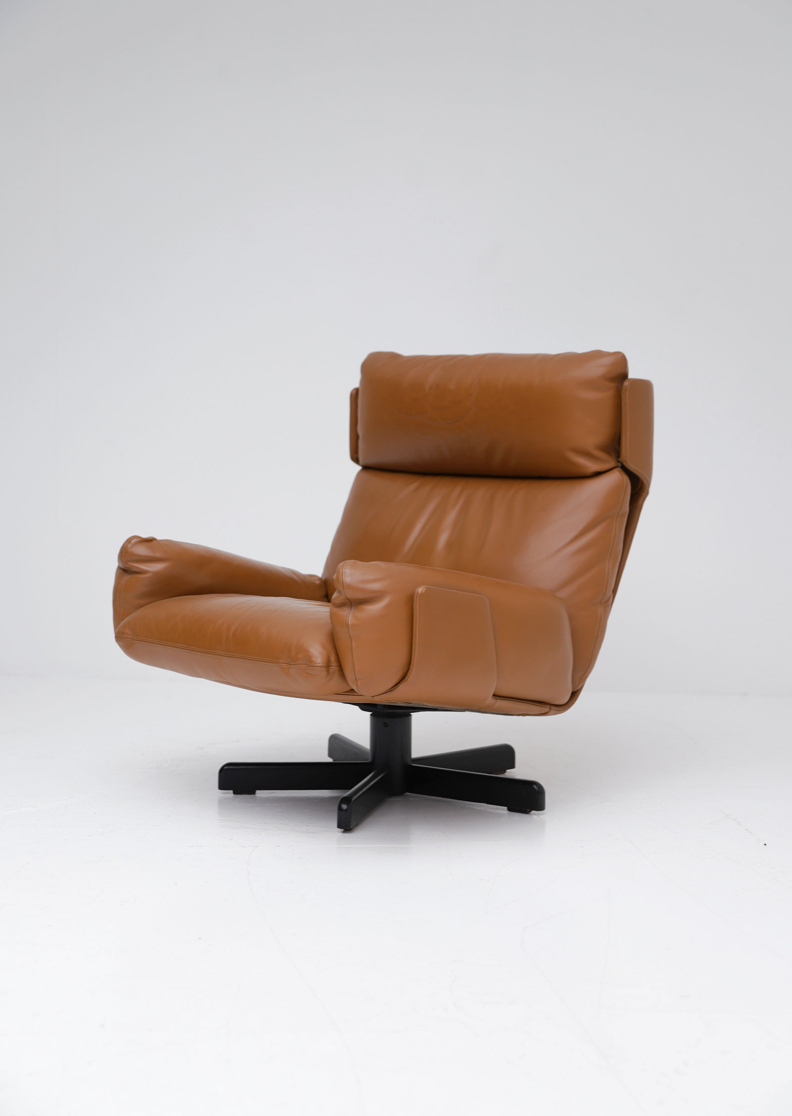 Durlet Lounge Chair 1976 Heiner Golzimage 7