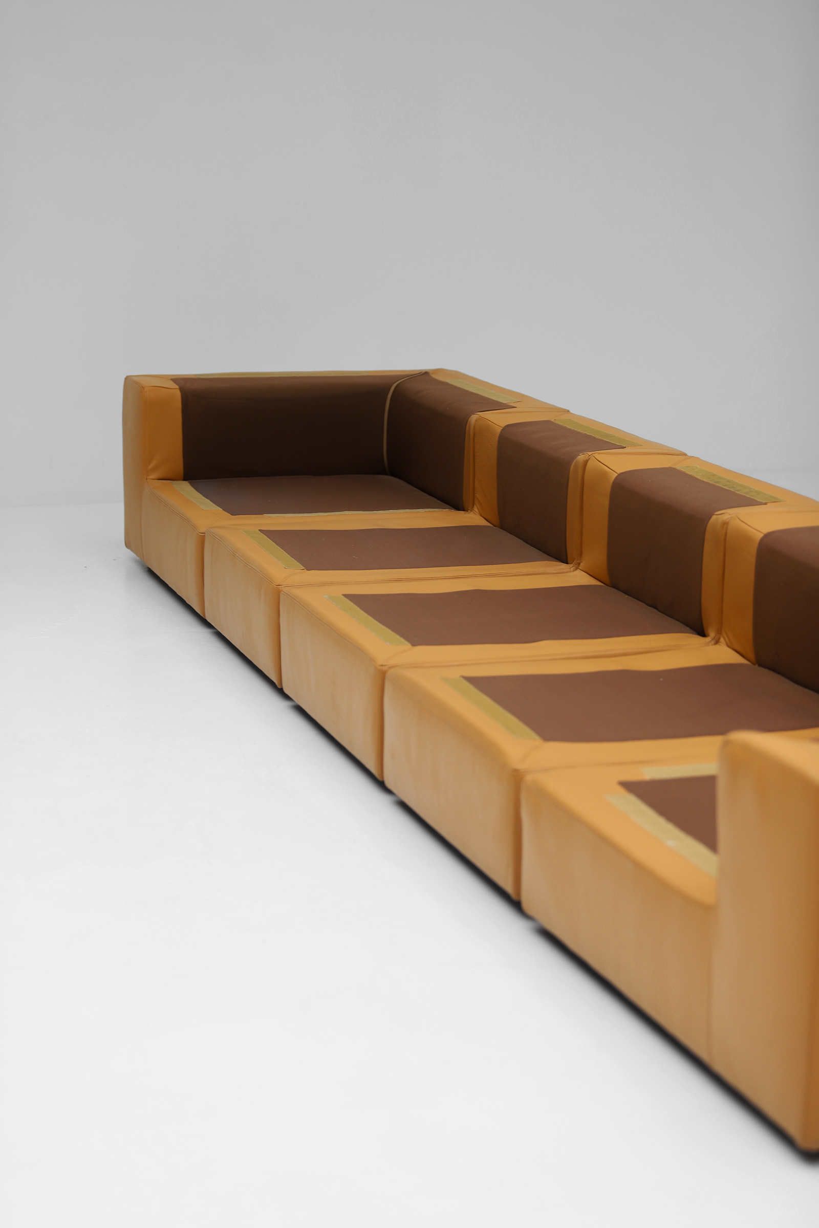 Durlet model 'Jeep' modular sofa setimage 11