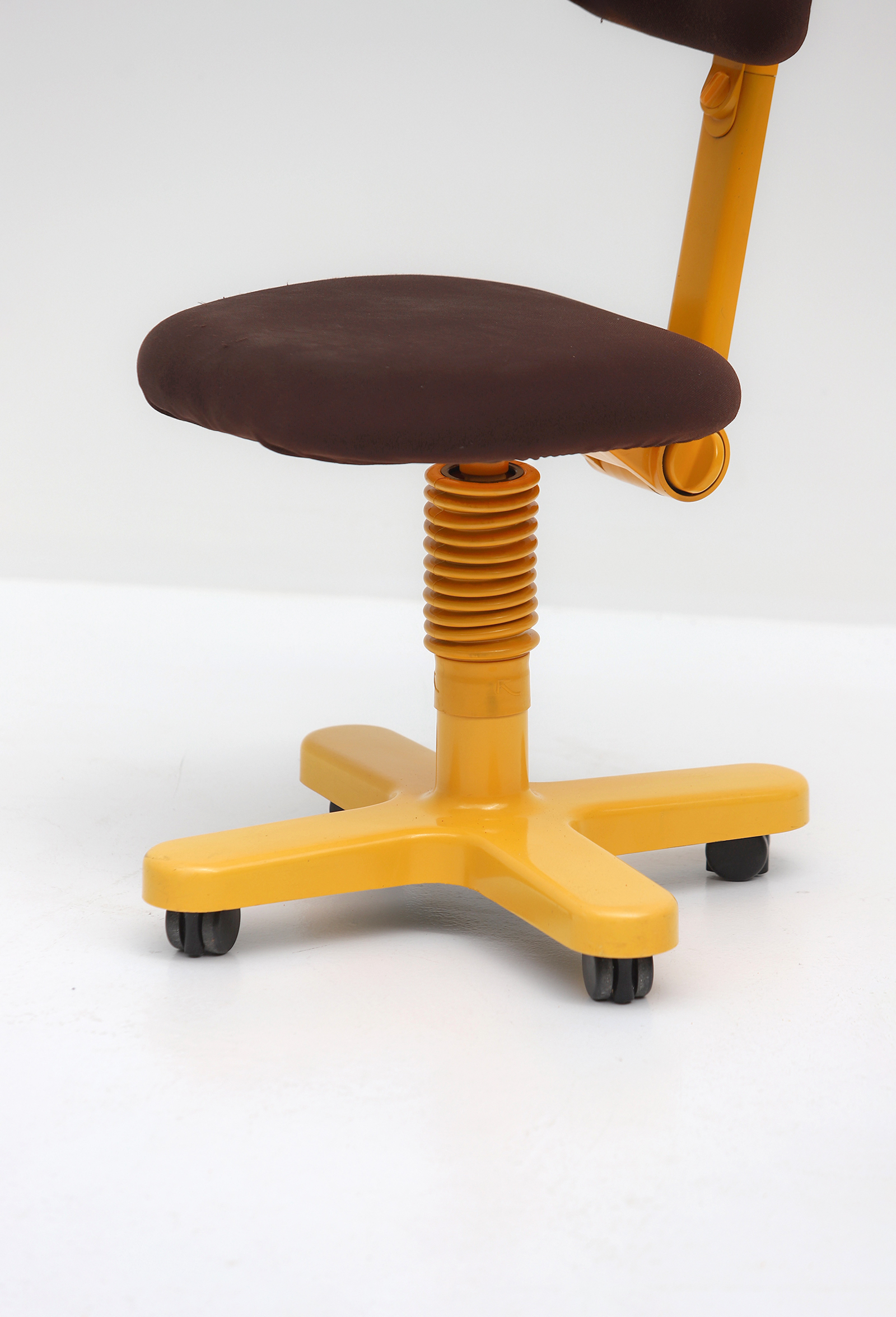 Desk Chair 45 Syntesis by Ettore Sottsass for Olivetti image 2