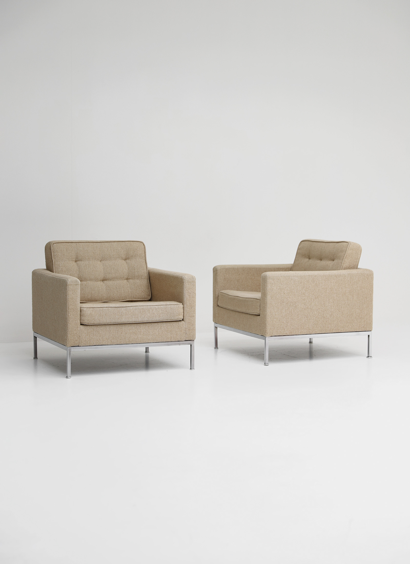 City Furniture Florence Knoll office waiting room chairs