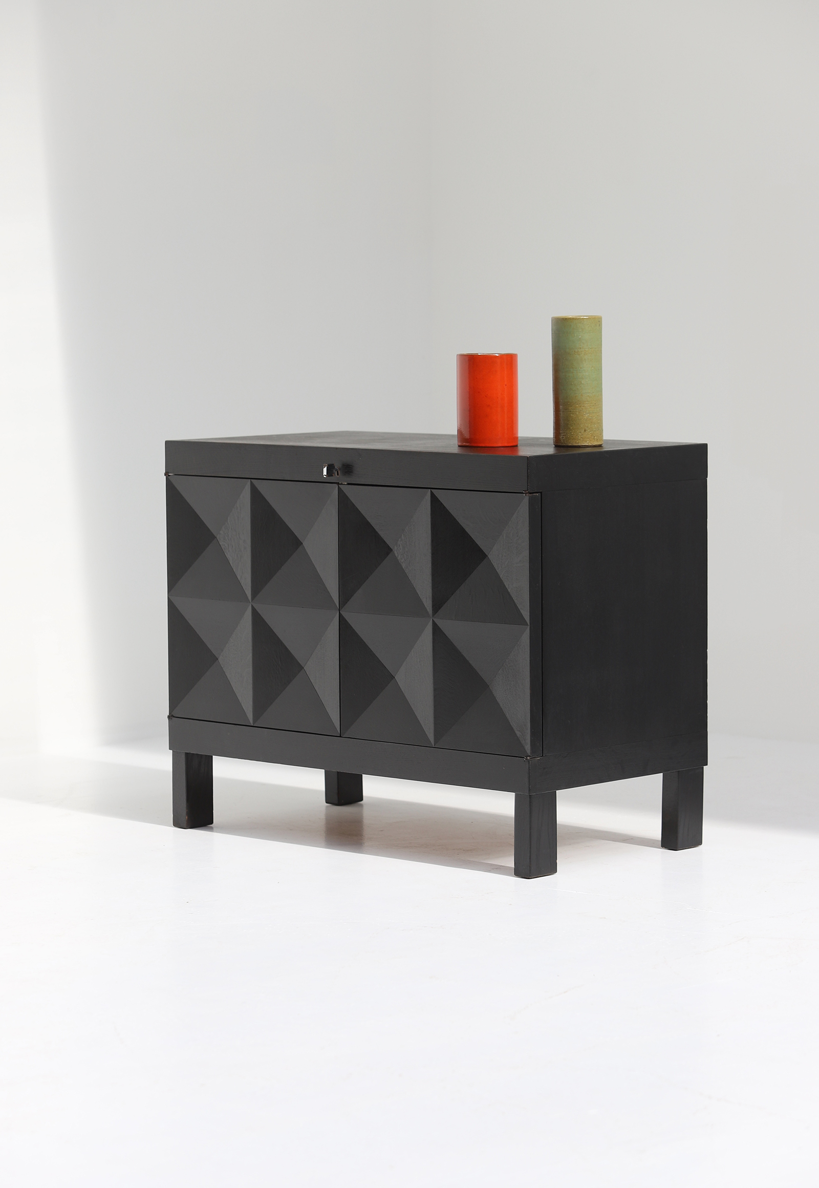 quality crafted cabinet with op-art doors designed by J. Batenburg for MI, Belgium 1969.image 3