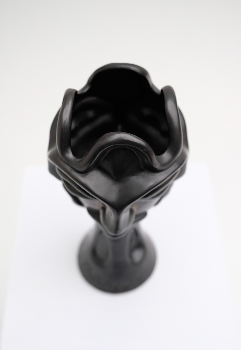 Jean Marais Black Ceramicimage 5