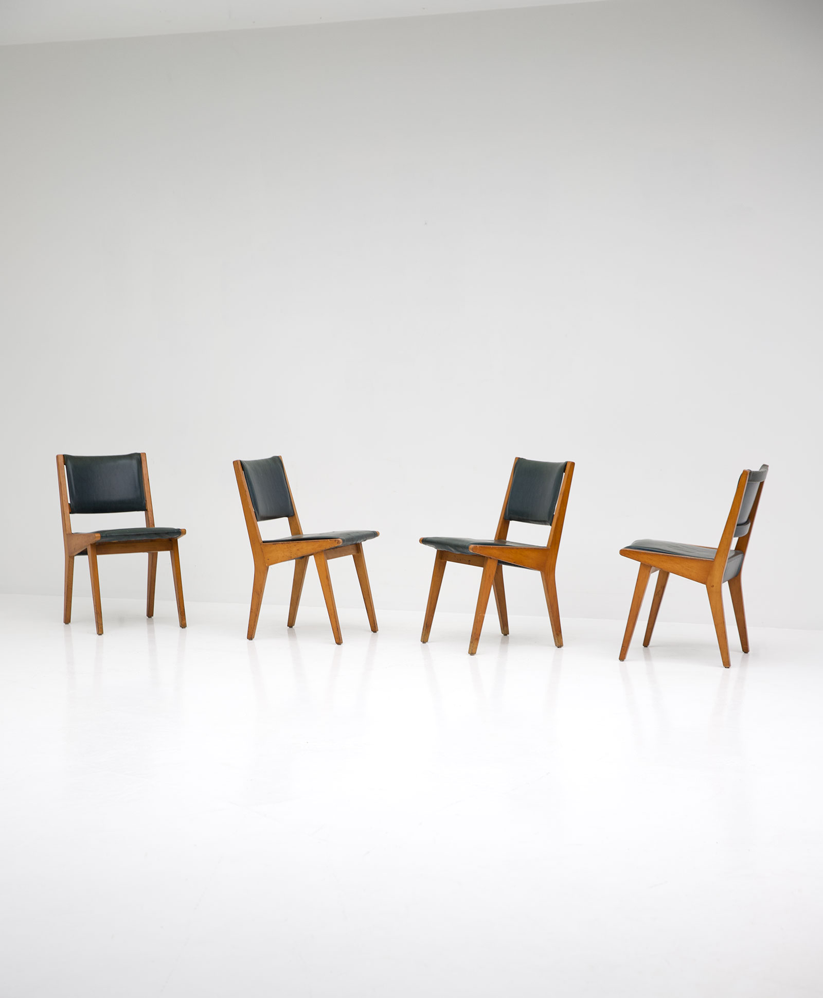 Jens Risom Chairs 666 Knoll Edition image 1