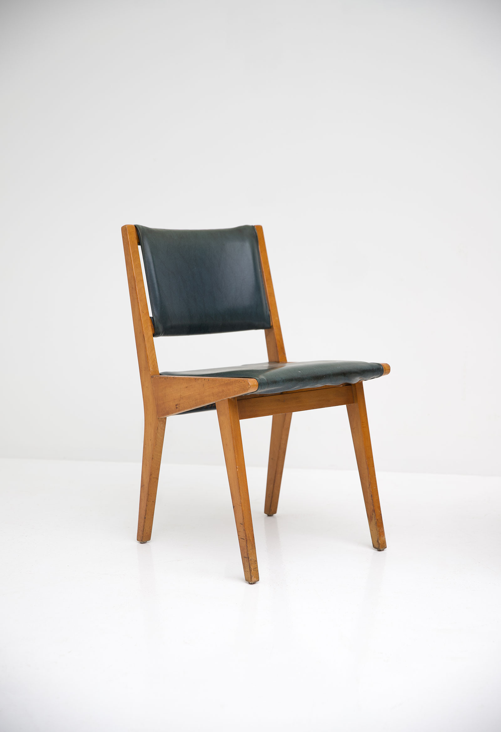 Jens Risom Chairs 666 Knoll Edition image 4