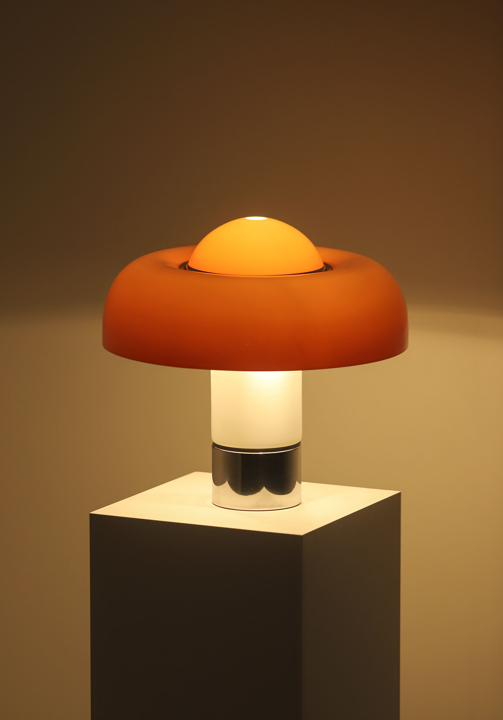  ‘Brumbry’ Table Lamp by Luigi Massoni for Harvey Guzzini 1969image 1