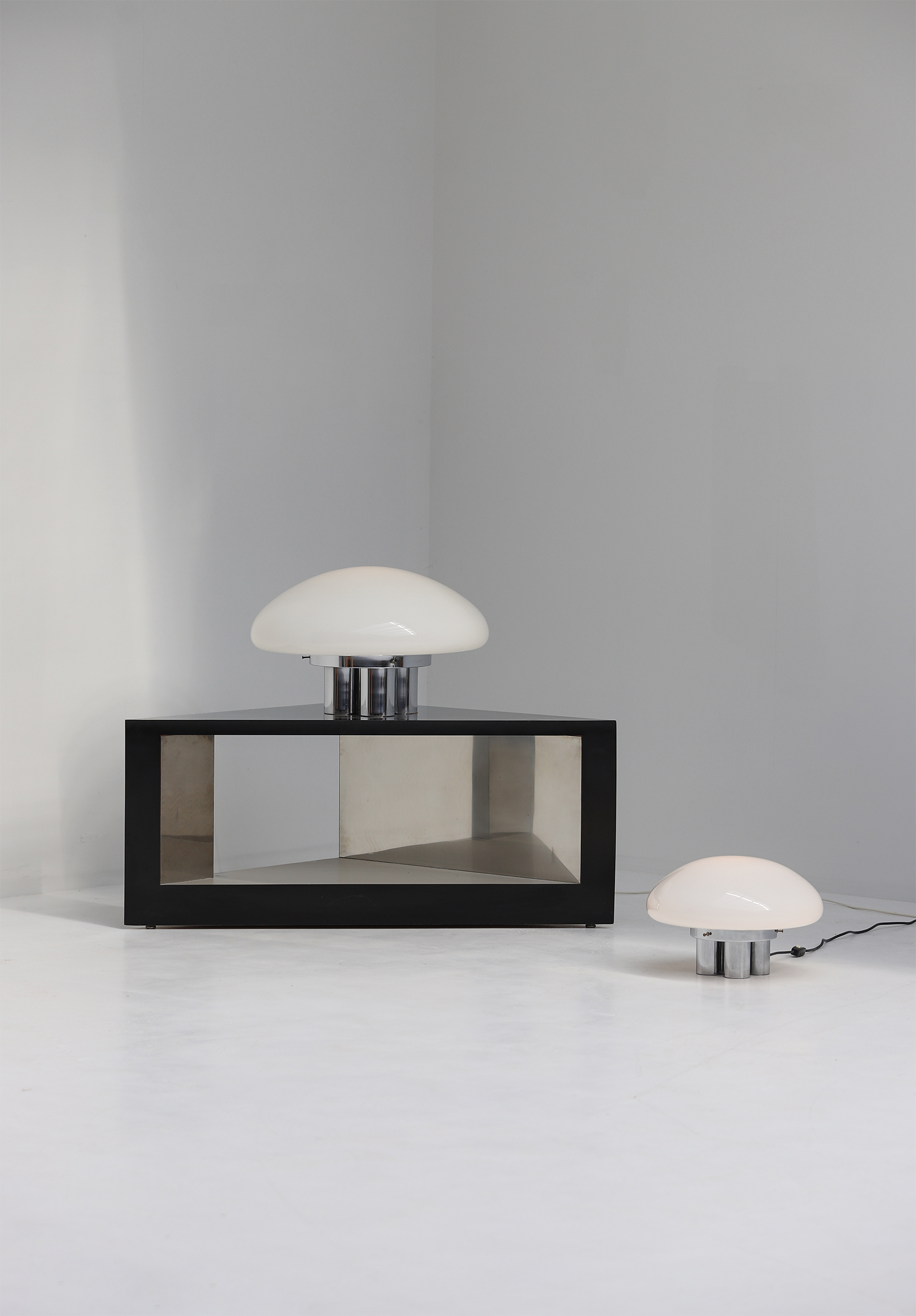 Pair of table lamps by Sergio Mazza & Giuliana Gramigna for Quattrifolio Designimage 3