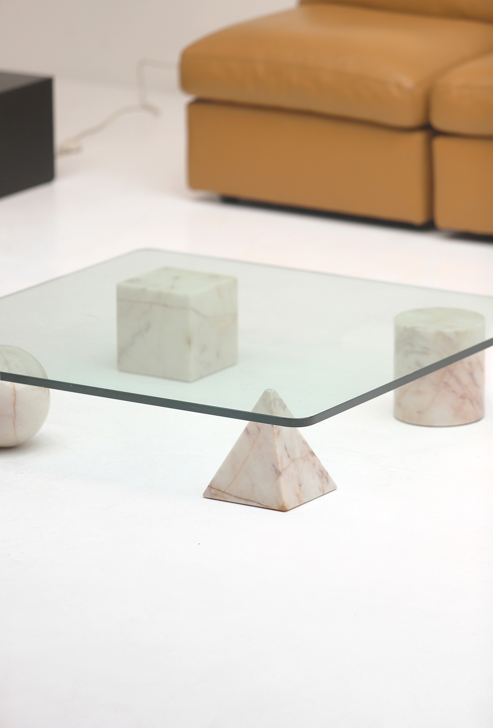 'Metaphora' Coffee Table by Lella and Massimo Vignelli 1979image 2