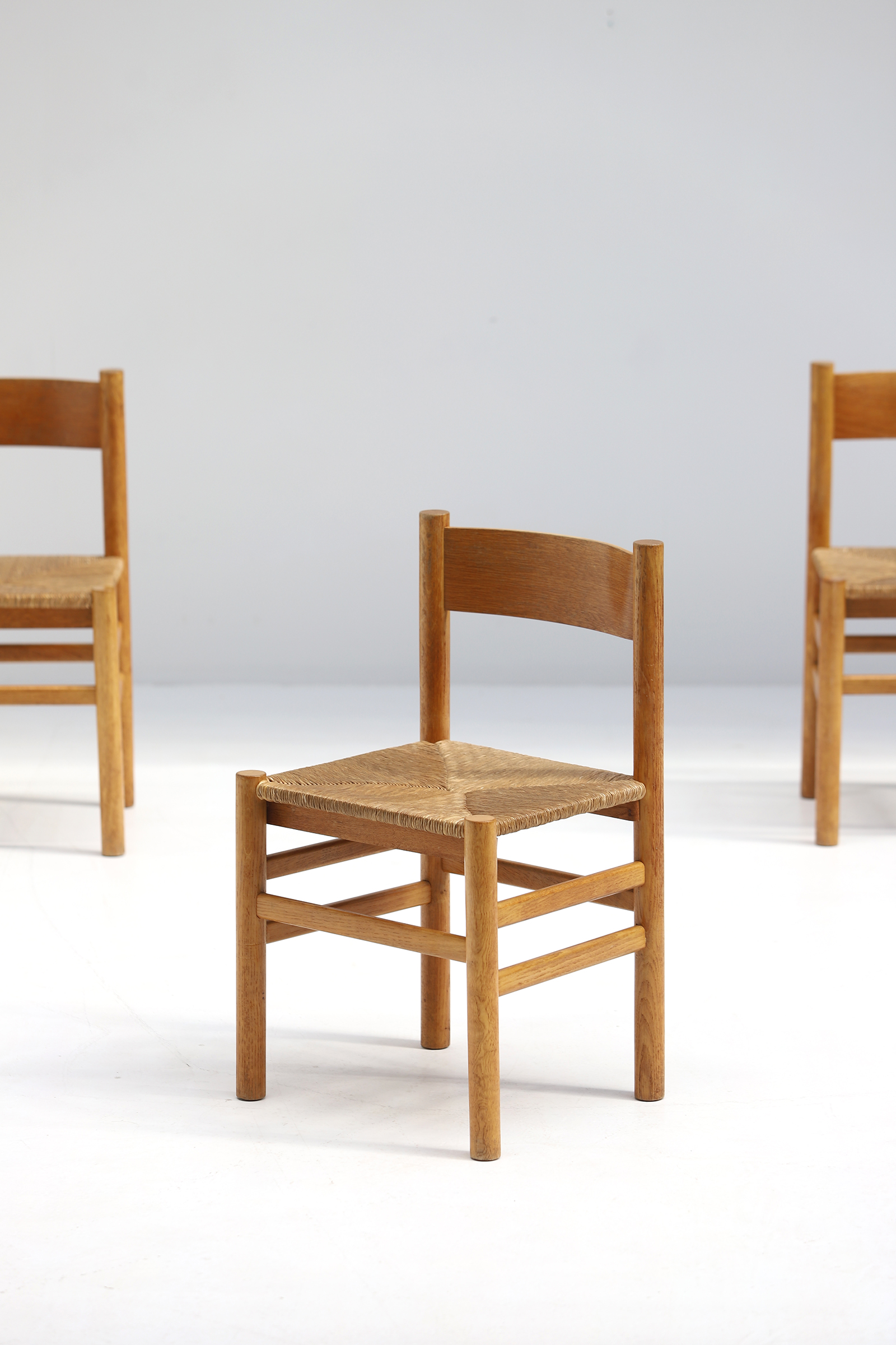 Set of 4 Chairs with Rush Seatsimage 2