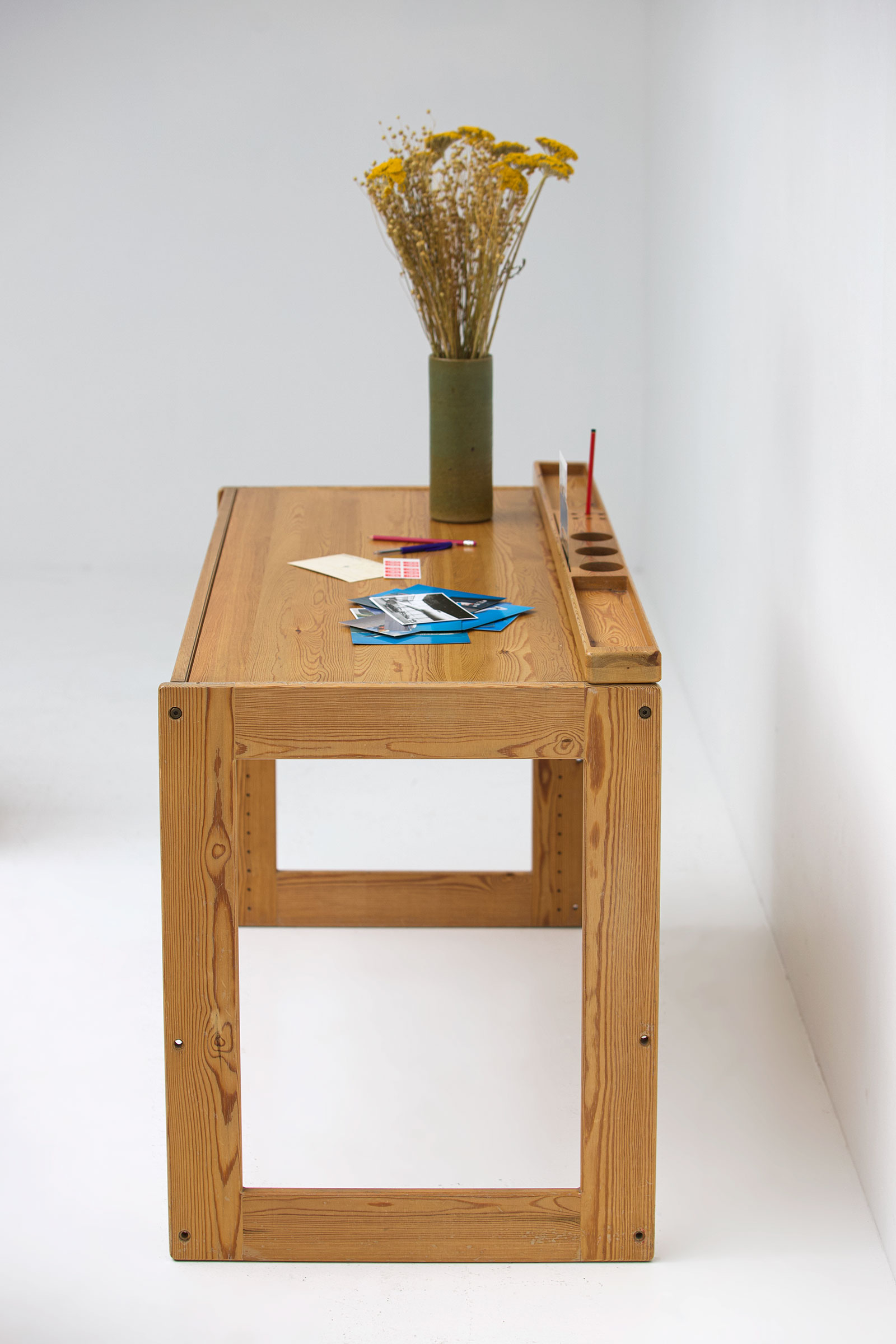 Childrens desk furniture by Pierre Grosjean setimage 8