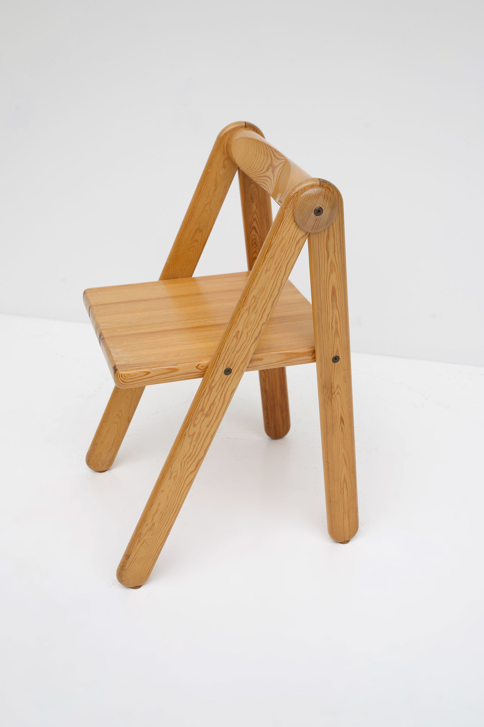 Childrens desk furniture by Pierre Grosjean setimage 16