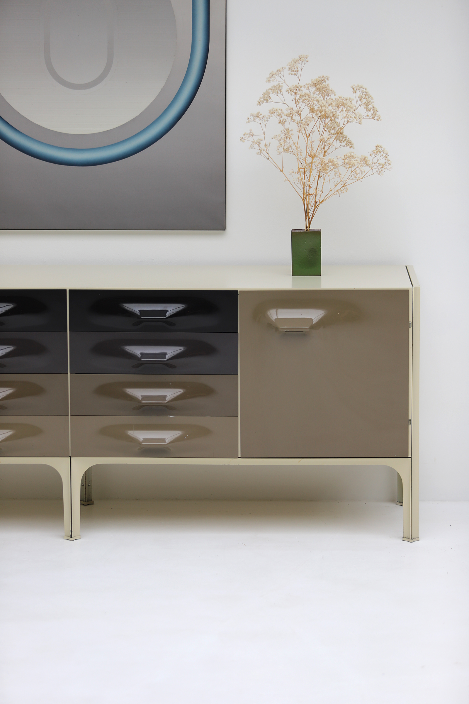 City Furniture | Raymond Loewy DF2000 sideboard Doubinsky FrÈres