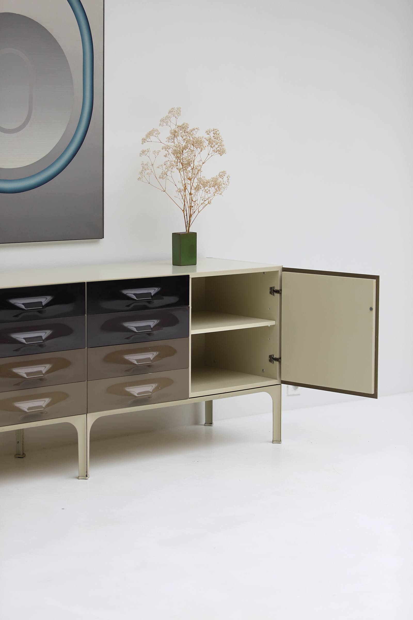 City Furniture | Raymond Loewy DF2000 sideboard Doubinsky FrÈres