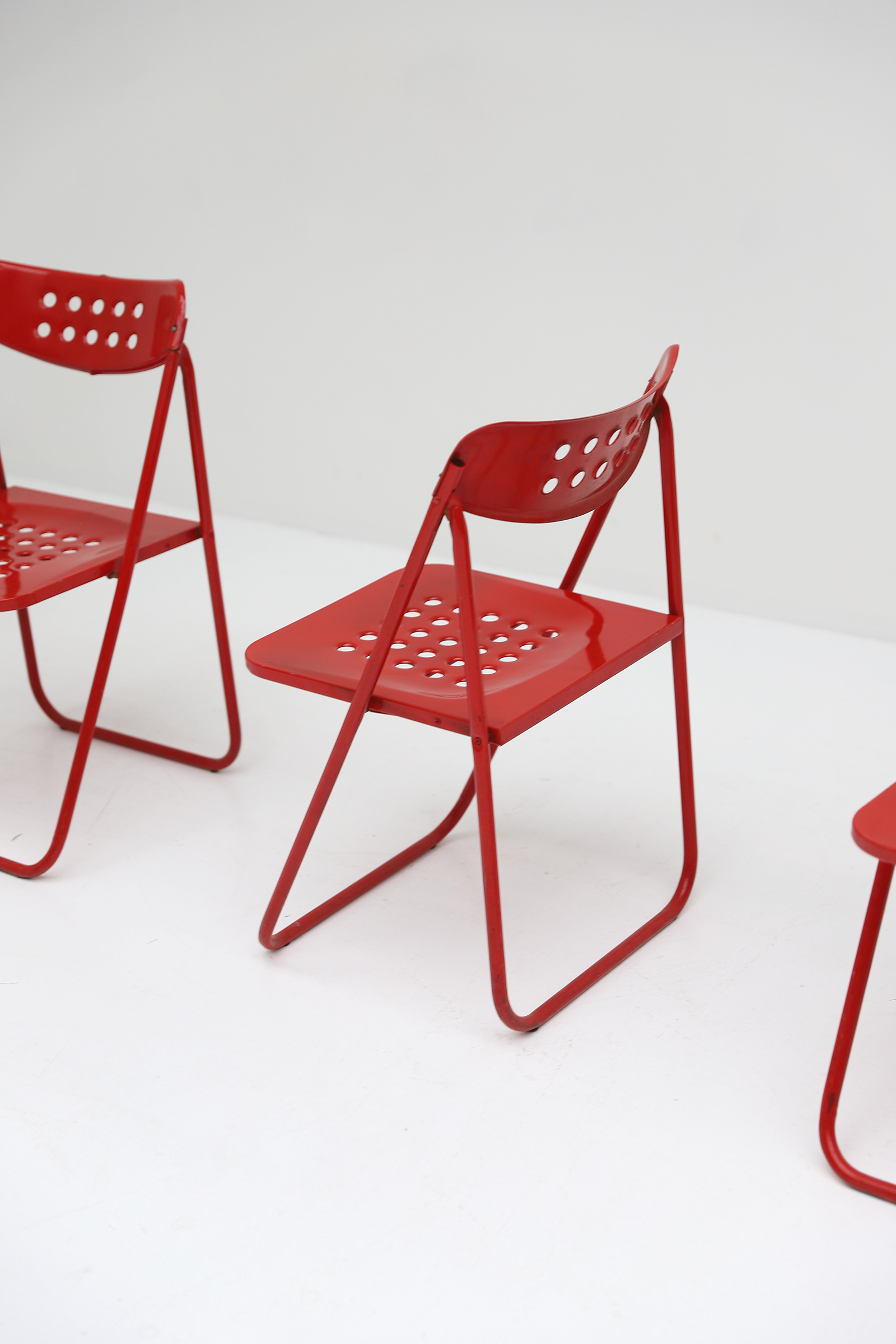Red Metal Folding Chairs 1980simage 4