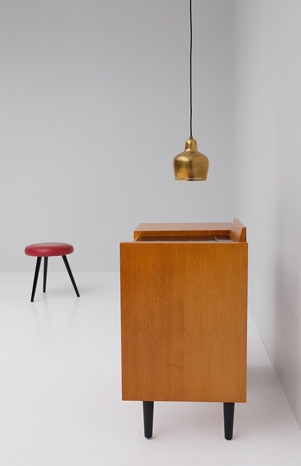 Vanity, Table, Alvar Aalto, Table, Modernist