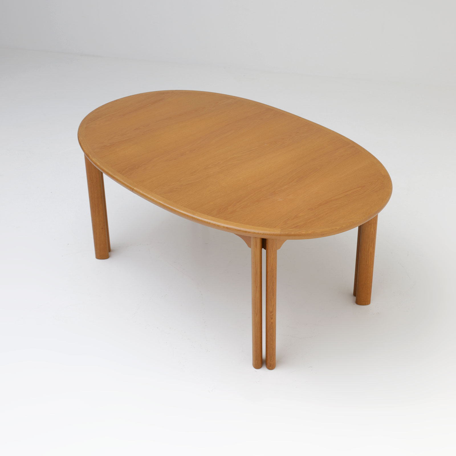 Oak Dining Table Van Den Berghe Pauvers