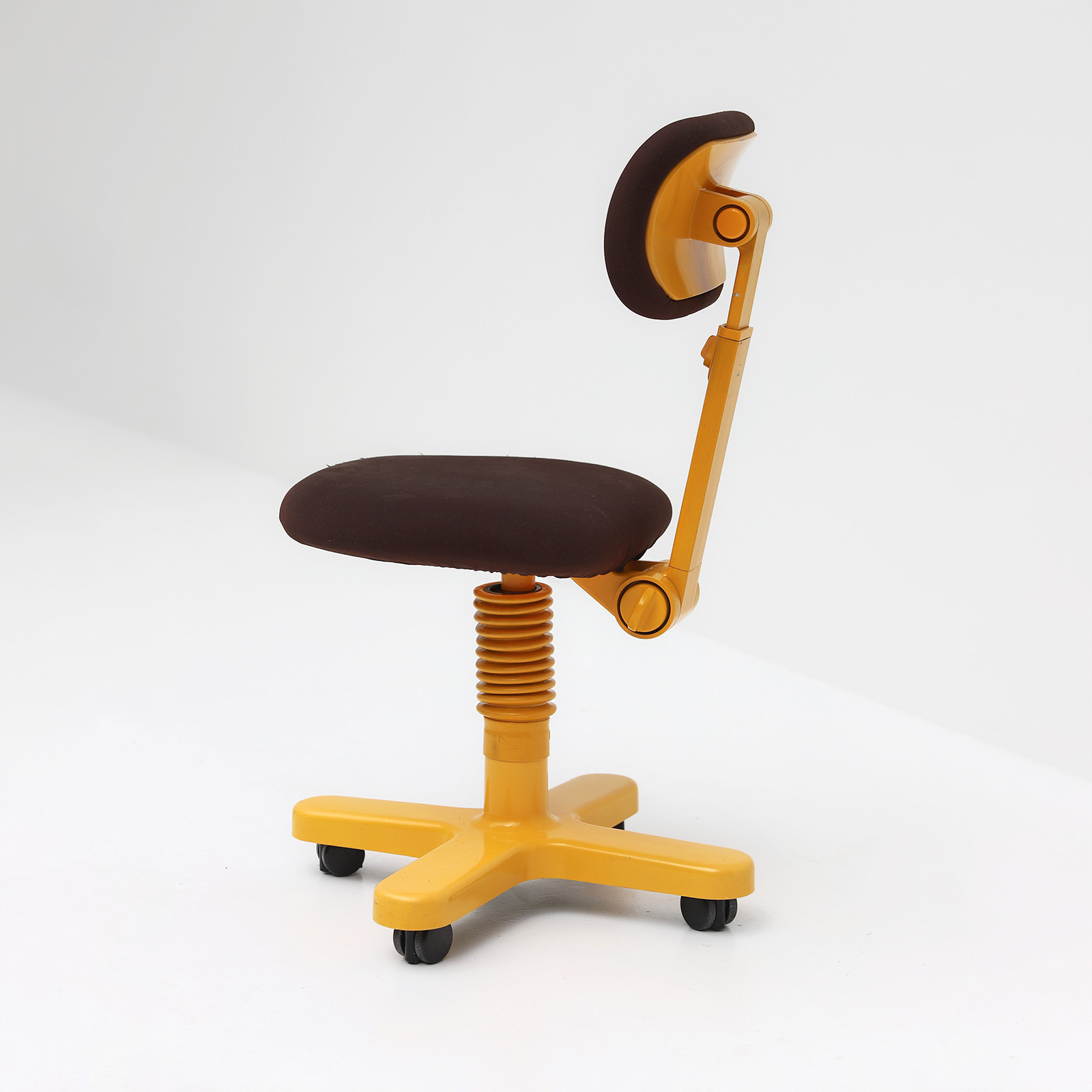 Desk Chair 45 Syntesis by Ettore Sottsass for Olivetti 