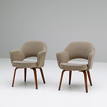 TWO SAARINEN EXECUTIVE ARMCHAIRS FOR KNOLL DE COENE